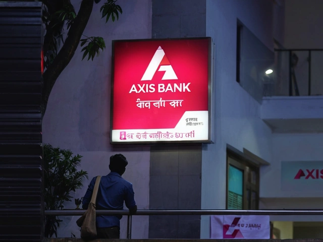 Axis Bank का शेयर 8% गिरा Q1FY25 के परिणाम के बाद; क्या यह खरीदने का सही समय है?
